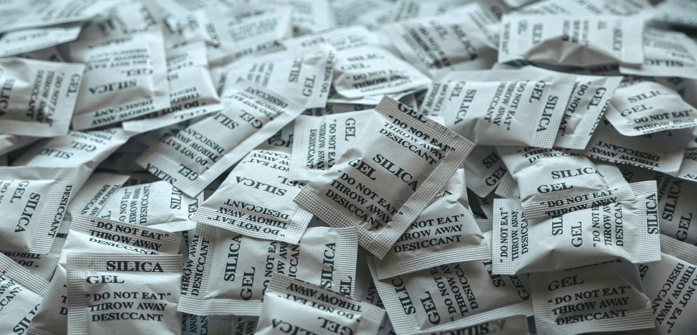 desiccant silica gel